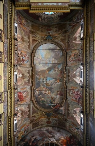 La volta affrescata della Chiesa di Santa Maria Assunta in Palmaro (Genova)