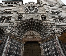 Facciata della Cattedrale di San Lorenzo