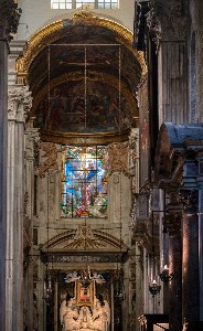 San Lorenzo, la cappella dell'Assunta in testa alla navata destra