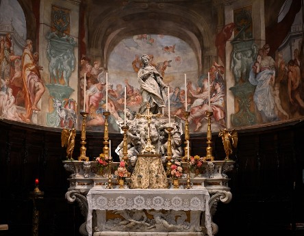 Chiesa di San Luca (Genova), Altare Maggiore