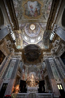 Navata della chiesa di San Luca (Genova)