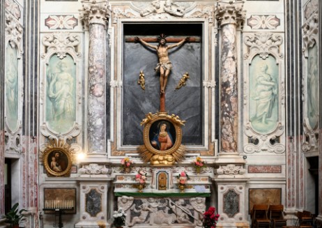 Chiesa di San Luca (Genova), Cappella del Crocifisso e della Vergine Addolorata